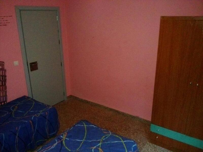 Хостел Residencia Malaga Backpackers Номер фото